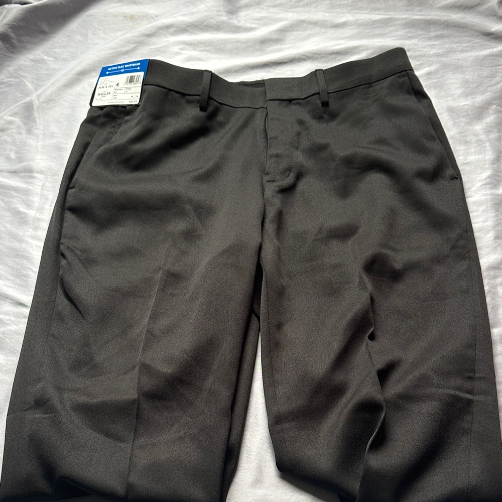 Haggar Flex Series Slim Fit Dress Pants in Black - Picture 4 of 6